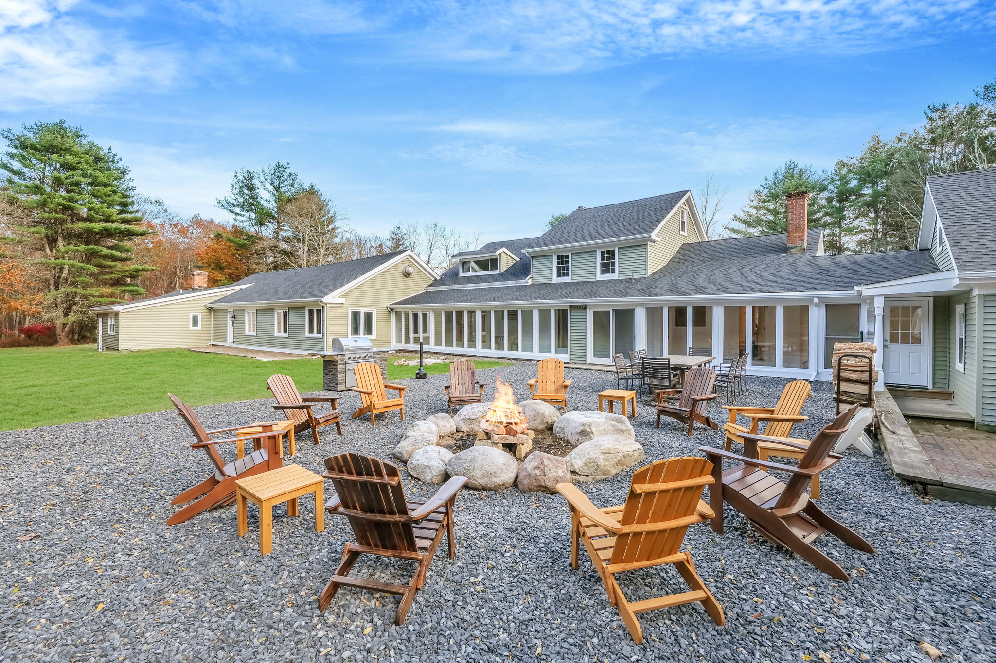 Retreat House NY living space